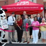 2014_chick_fil_a_grandopening_and_the_ribbon_is_cut