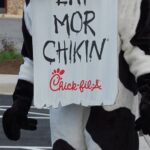 2014_chick_fil_a_grandopening_cow